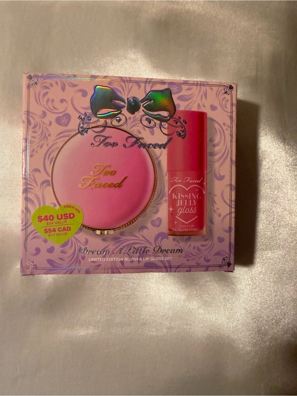 Too Faced Pink Blush & Kissing Jelly Gloss Set